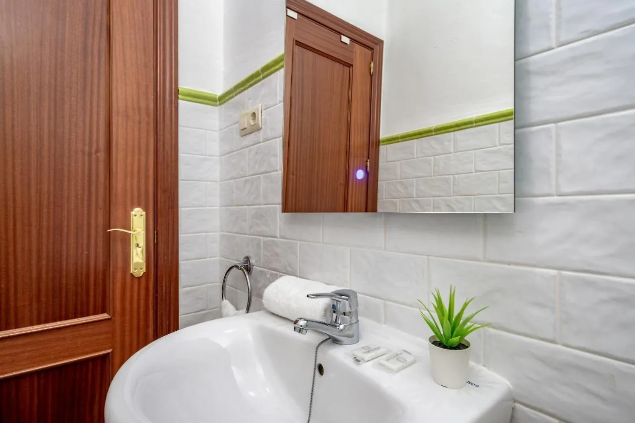 Spacious Flat In The Heart Of Torremolinos Ref 39 Apartment 0*,  Spain